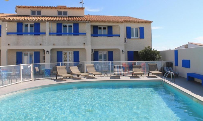 Saintes-Maries-de-la-Mer Hotel | Hotel Le Bleu Marine