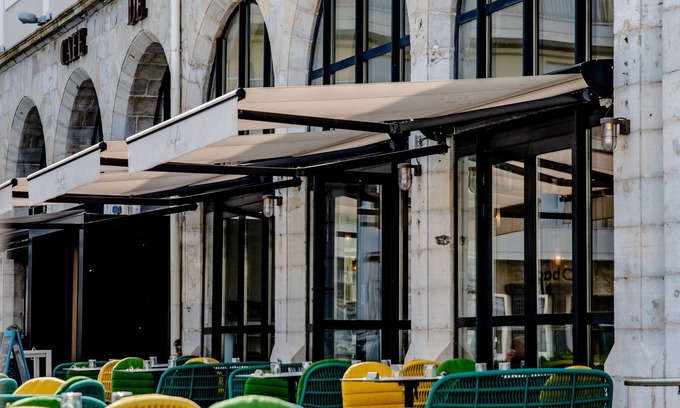 Biarritz City Centre Hotel | Hotel Le Café de Paris