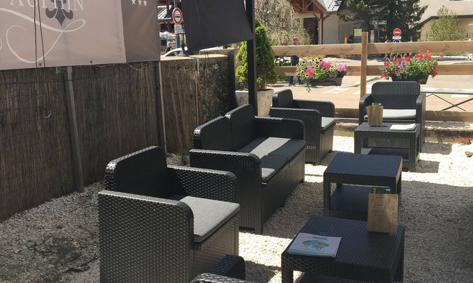 Villard-de-Lans Hotel | Hotel Le Dauphin