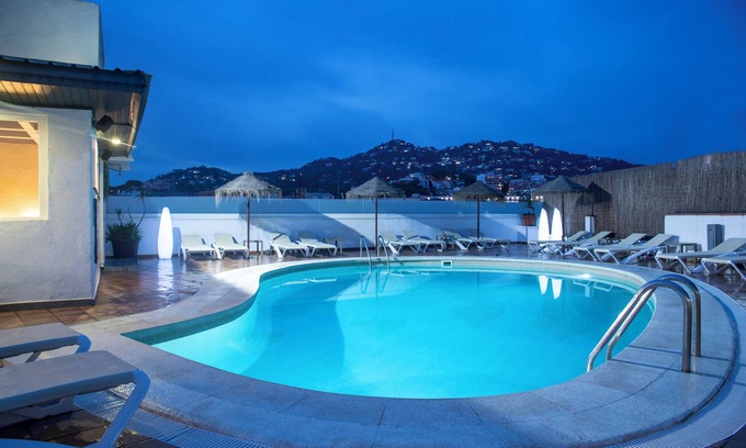 Centro de Lloret Hotel | Hotel Lloret Santa Rosa by Pierre & Vacances