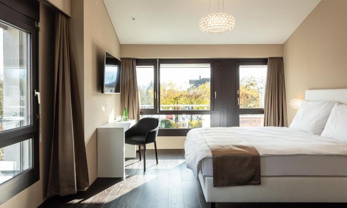 Jona Hotel | Hotel Lo! im Kreuz Jona