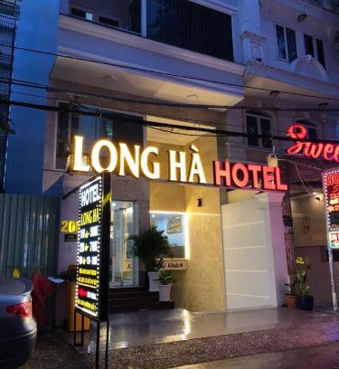 Binh Chanh Hotel | hotel long hà