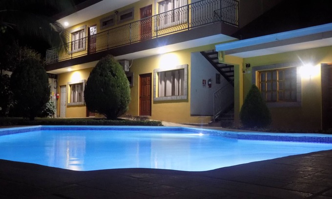 Managua Cama Y Desayuno | Hotel Los Pinos