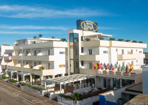 Torre San Giovanni Hotel | Hotel Luna Lido