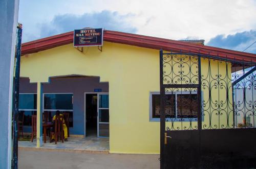 Yaounde Hotel | HOTEL MAA MEVFOU Hmm