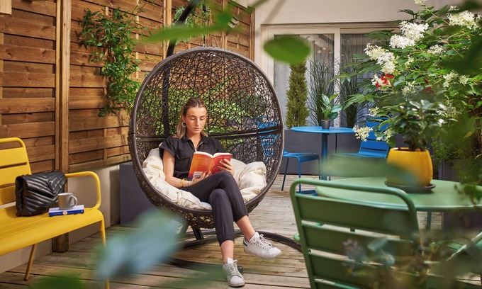 Porte-Saint-Martin Hotel | Hôtel Magenta 38 by Happyculture