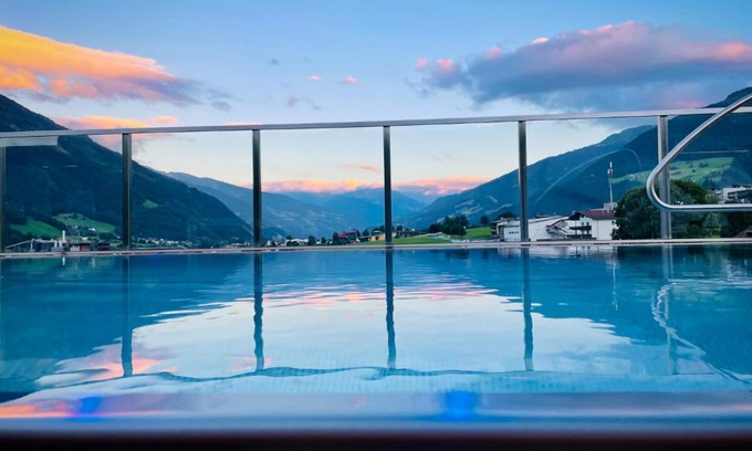 Fuegen Hotel | Hotel Malerhaus