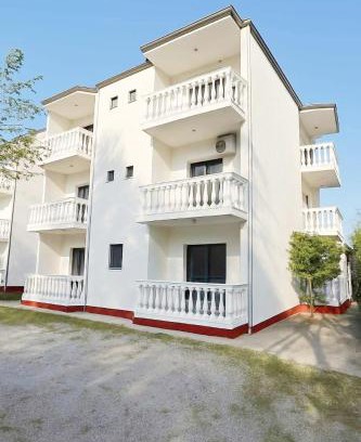Velipoje Hotel | Hotel Mani 2