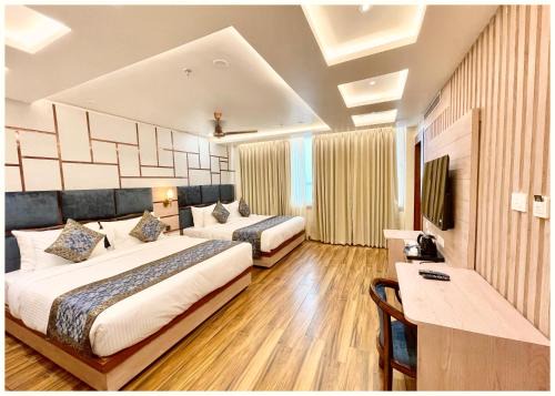 Kakarmatha Casa | HOTEL MANTAVYA ! PREMIUM Rooms, & Free Wi Fi Near Kashi Vishwanath Temple BEST HOTEL
