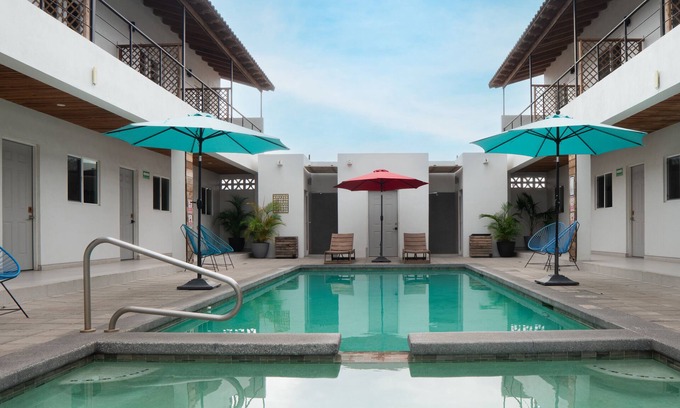 Primera Sección Hotel | Hotel Marea Baja
