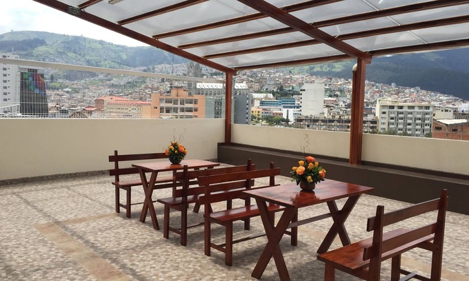 Quito Hotel | Hotel Margarita 2