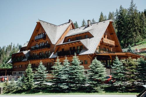 Oscadnica Hotel | Hotel Marlene