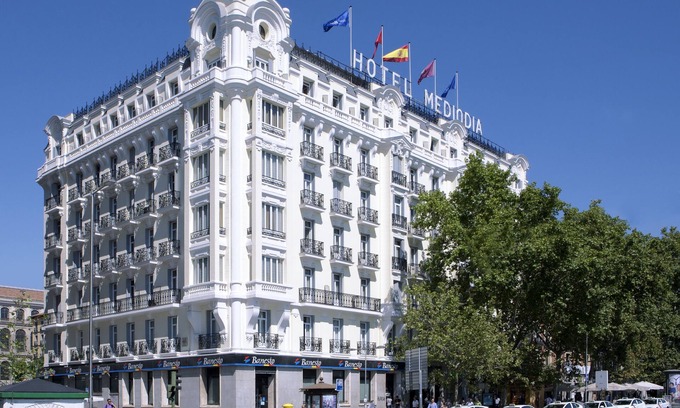 Triángulo Dorado del Arte Hotel | Hotel Mediodia
