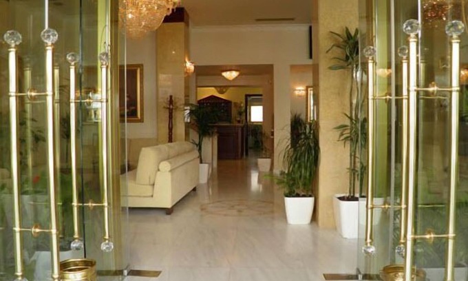 Agios Onoufrios Hotel | Hotel Meletiou