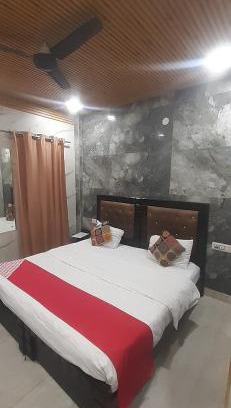 Kalkaji Cama Y Desayuno | Hotel Metro Residency Kalkaji