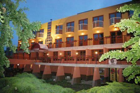 Mosonmagyarovar Hotel | Hotel Minerva