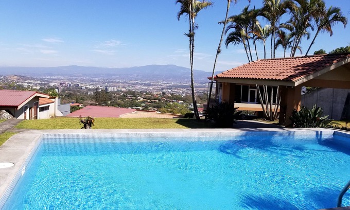 Escazú Hotel | Hotel Monte Campana Escazu