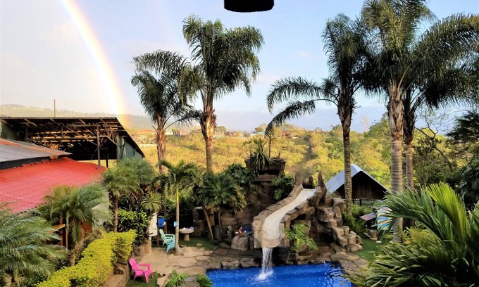 Birri Hotel | Hotel Monte Campana Heredia