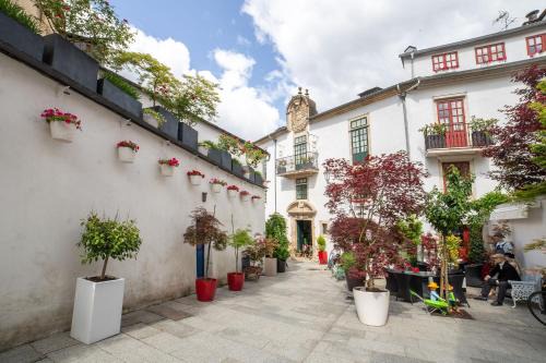 Lugo Hotel | Hotel Monumento Pazo de Orbán