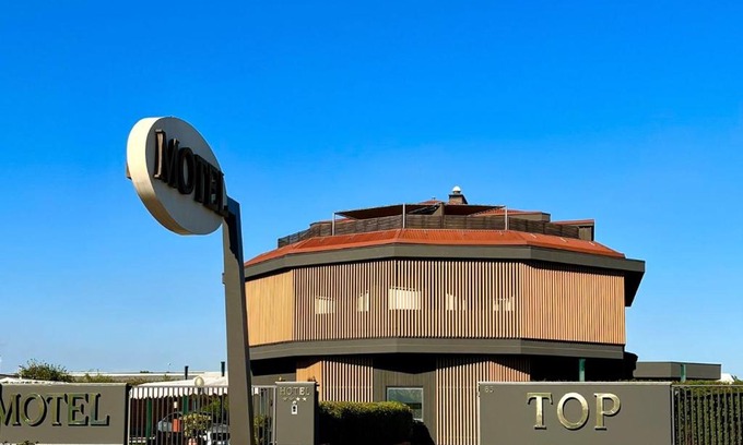 Cusago Hotel | Hotel Motel Top