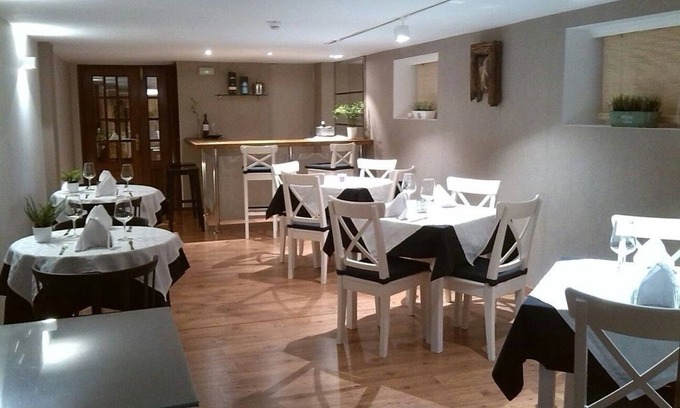 Muros Hotel | Hotel Muradana