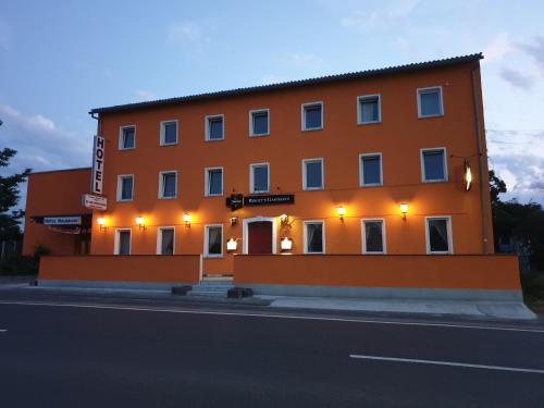 Teuchern Casa | Hotel Naundorf
