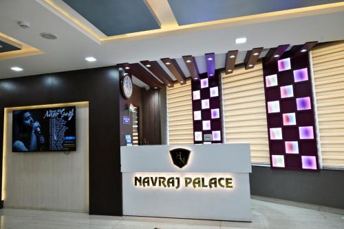 Gomti Nagar Hotel | Hotel Navraj Palace