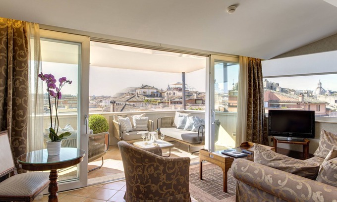 Rione III Colonna Hotel | Hotel Nazionale