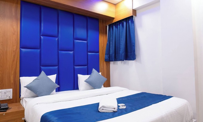 Naranpura Hotel | Hotel Nest Sky