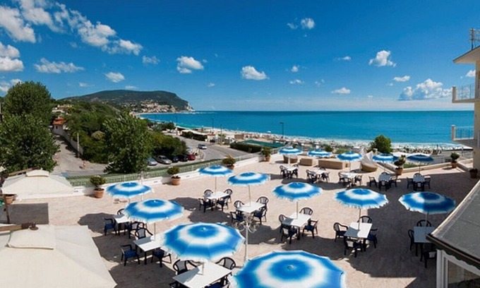 Marcelli Hotel | Hotel Numana Palace