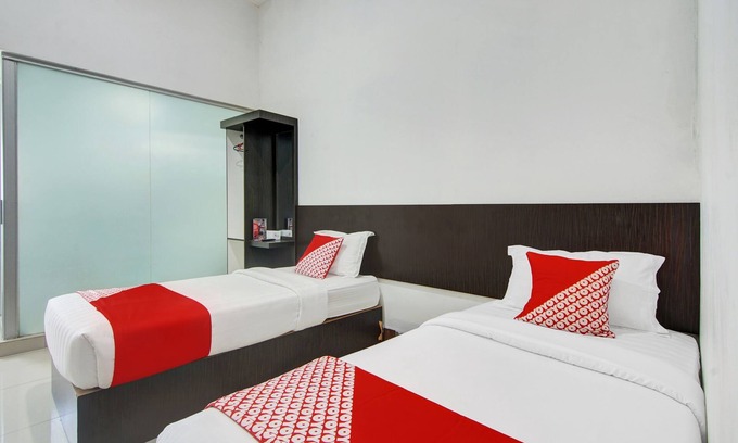 Bukittinggi Hotel | Hotel O Bukittinggi near Jam Gadang