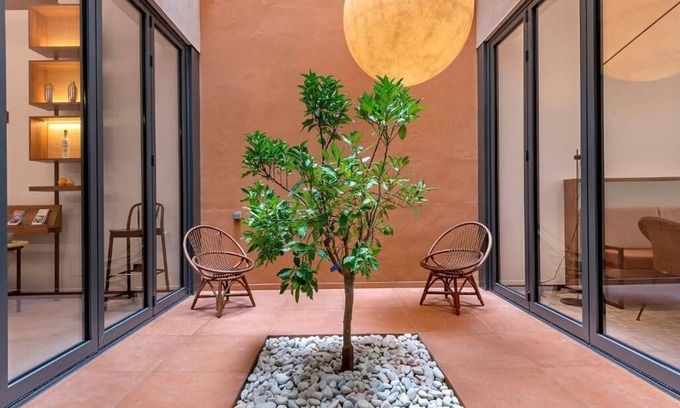 Collblanc y La Torrassa Hotel | Hotel Orangine