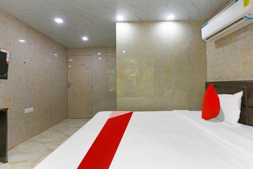 Malviya Nagar Hotel | Hotel O Happy Hours