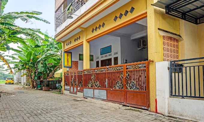 Bangil Hotel | Hotel O Noril Haromain Homestay Syariah