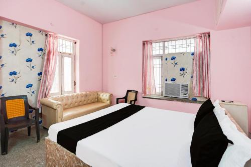 Patna Hotel | Hotel O Pearl Banquet Hall