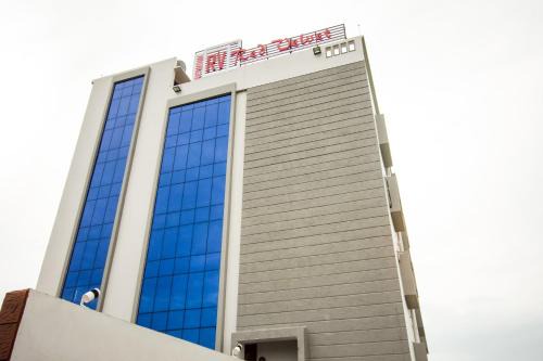Bhubaneshwar Hotel | Hotel O Red Velvet Premium