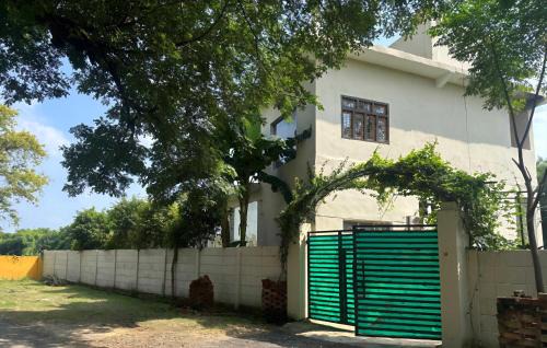 Sitapur Hotel | Hotel O THE JUNGLE SAFARI HOTEL & RESORT
