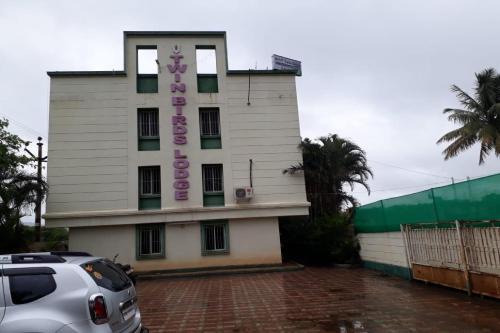 Girinagar Hotel | Hotel O Twin Birds