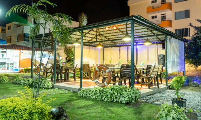 Tonsupa Hotel | Hotel Oceanic Lodge