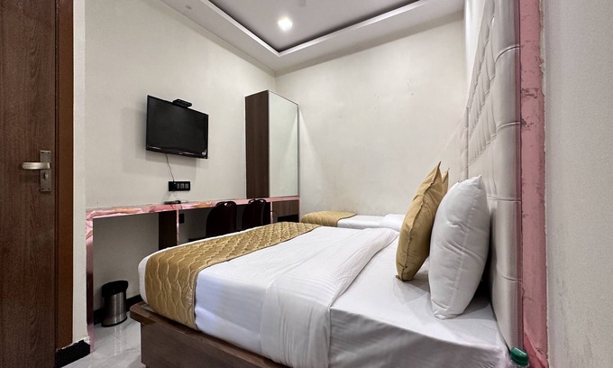 Sakinaka Hotel | Hotel Orchid Inn - Andheri