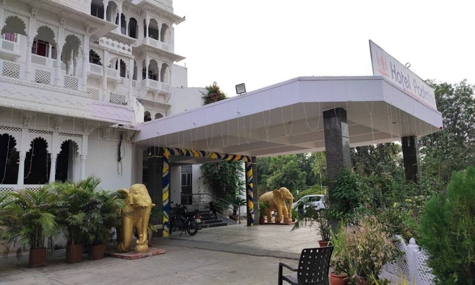Chittorgarh Hotel | Hotel Padmini Chittorgarh