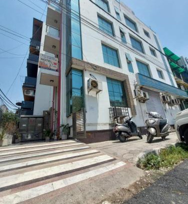 Pitampura Cama Y Desayuno | Hotel Park Pride Pitampura New Delhi, Couple Friendly
