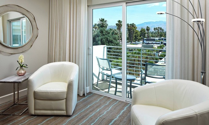 Palm Desert Hotel | Hotel Paseo, Autograph Collection by Marriott
