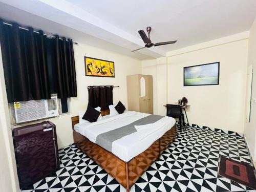 New Delhi Hotel | Hotel Peace- 5 Mins Away from US Embassy