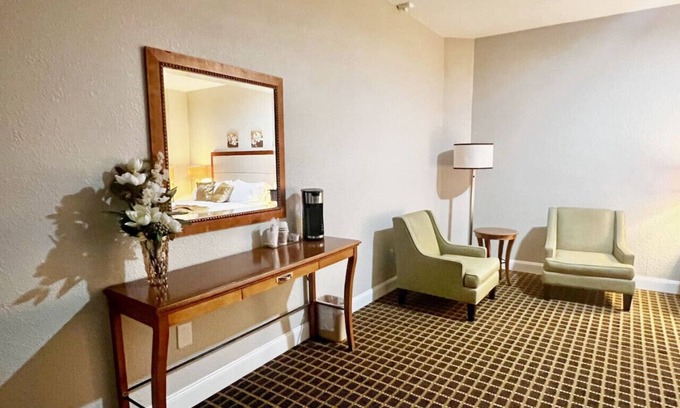 Laurel Casa | Hotel Pinehurst- Magnolia Suite 102