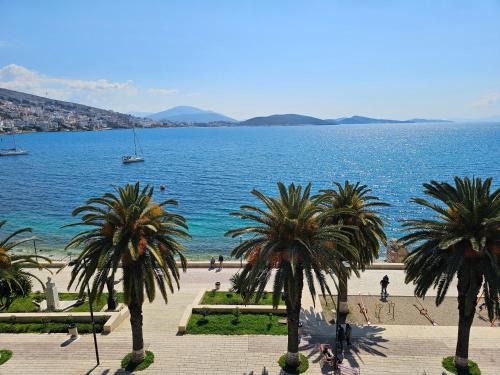 Qender Hotel | Hotel Pini