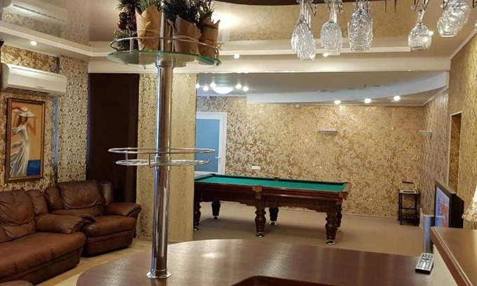 Chernushka Hotel | Hotel Piramida