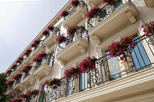 Berat Hotel | Hotel Plaza Berat