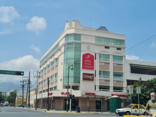 Centro de Monterrey Hotel | Hotel Plaza Calzada