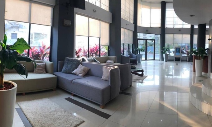 Barrio Garzota Hotel | Hotel Plaza Monte Carlo